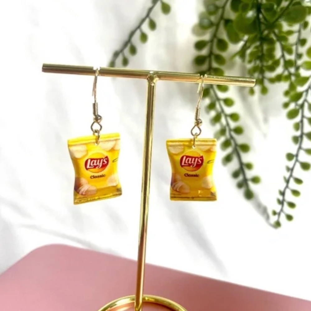 ❤️ FREE Lays Chips Snack Food Hipster Deco Potato Pop Art Artsy Drop Earrings